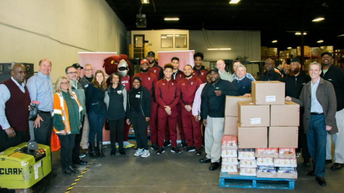 TEMPLE AND FRESH GROCER DELIVER RECORD DONATION TO PHILABUNDANCE